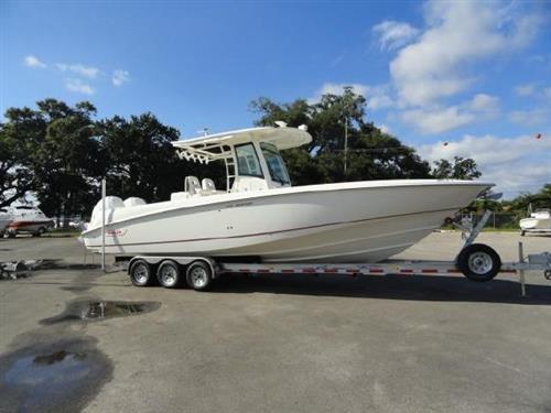 2014 Boston Whaler 320 Outrage